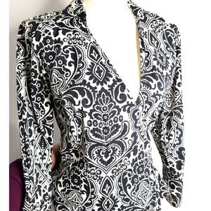 Ann Taylor Print Top Size 6P Petite Black & White Tapestry Hearts Tie Classic